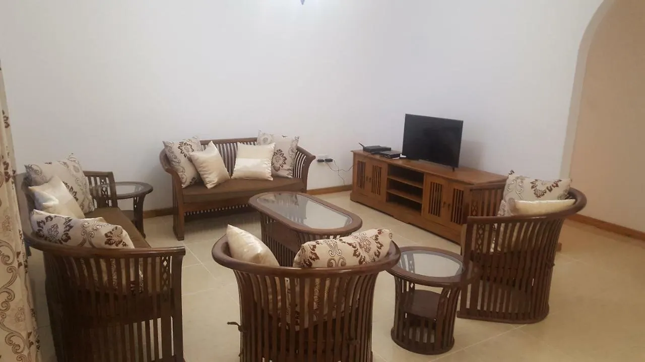 Anse Royale Bay View Apartments  安塞罗亚莱